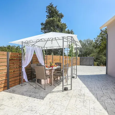 Nikos Gkogkas House Holiday home